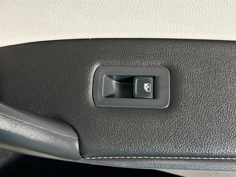 Used 2022 Volkswagen Tiguan S w/ IQ.Drive Package image 31