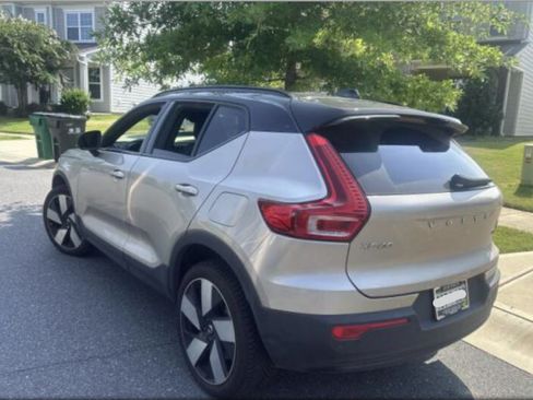 Used 2023 Volvo XC40 Recharge Ultimate w/ Protection Package Premier AWD/4WD image 10