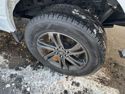 Certified 2022 Ford F150 XLT w/ Equipment Group 302A High image 19