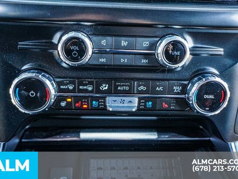 Used 2024 Ford F150 Platinum image 39