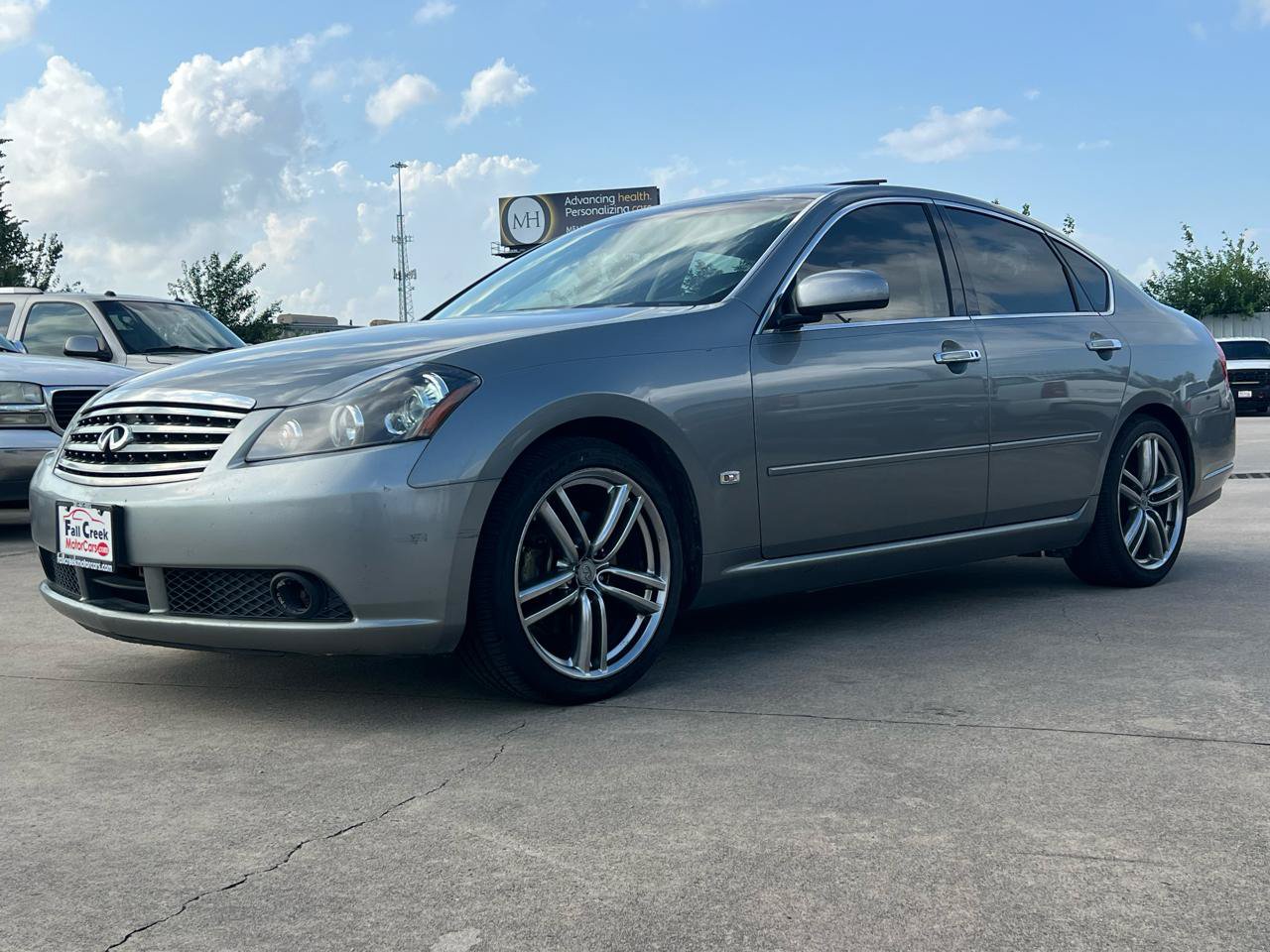 Used 2007 INFINITI M45 Sport w/ Technology Pkg RWD image 2