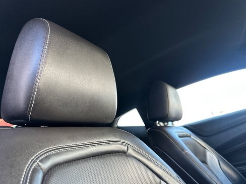 Used 2016 Chevrolet Camaro LT RWD image 19