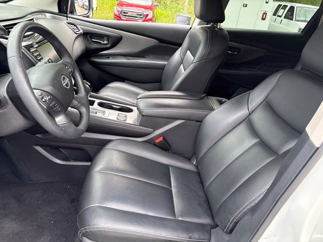 Certified 2023 Nissan Murano SV w/ SV Midnight Edition Package AWD/4WD image 9