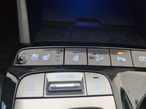 Used 2022 Hyundai Tucson Limited image 23