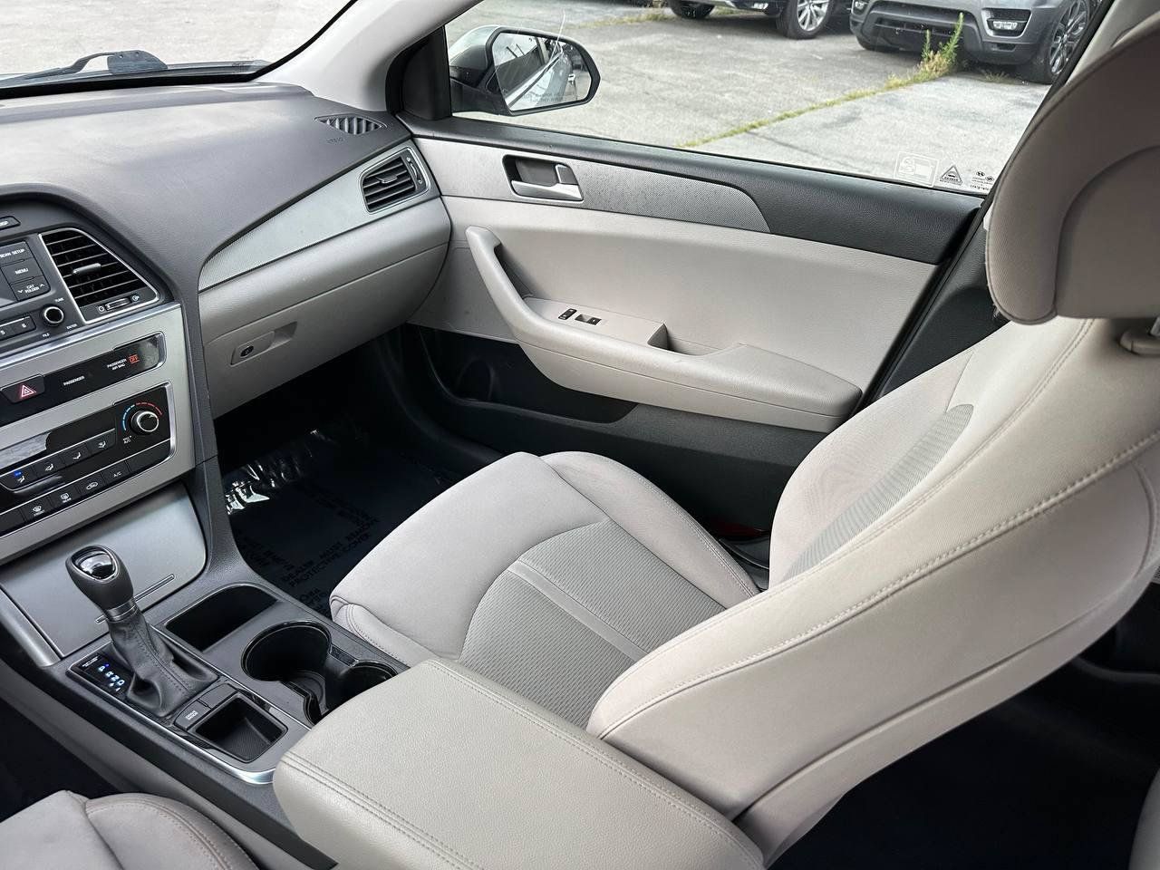 Used 2015 Hyundai Sonata SE FWD image 39
