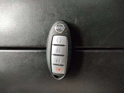 Used 2021 Nissan Rogue SV FWD image 32
