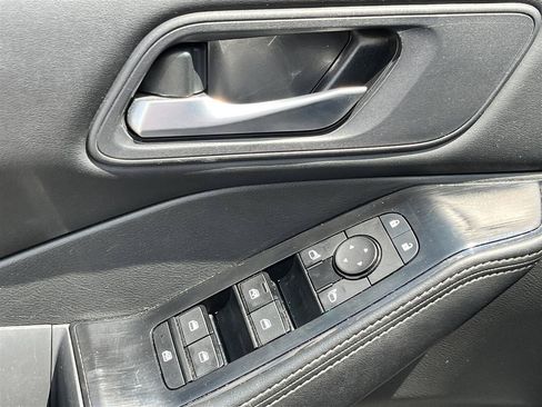 Used 2024 Nissan Rogue SV AWD/4WD image 14