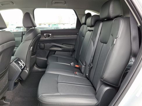 New 2026 Kia Sorento S AWD/4WD image 7