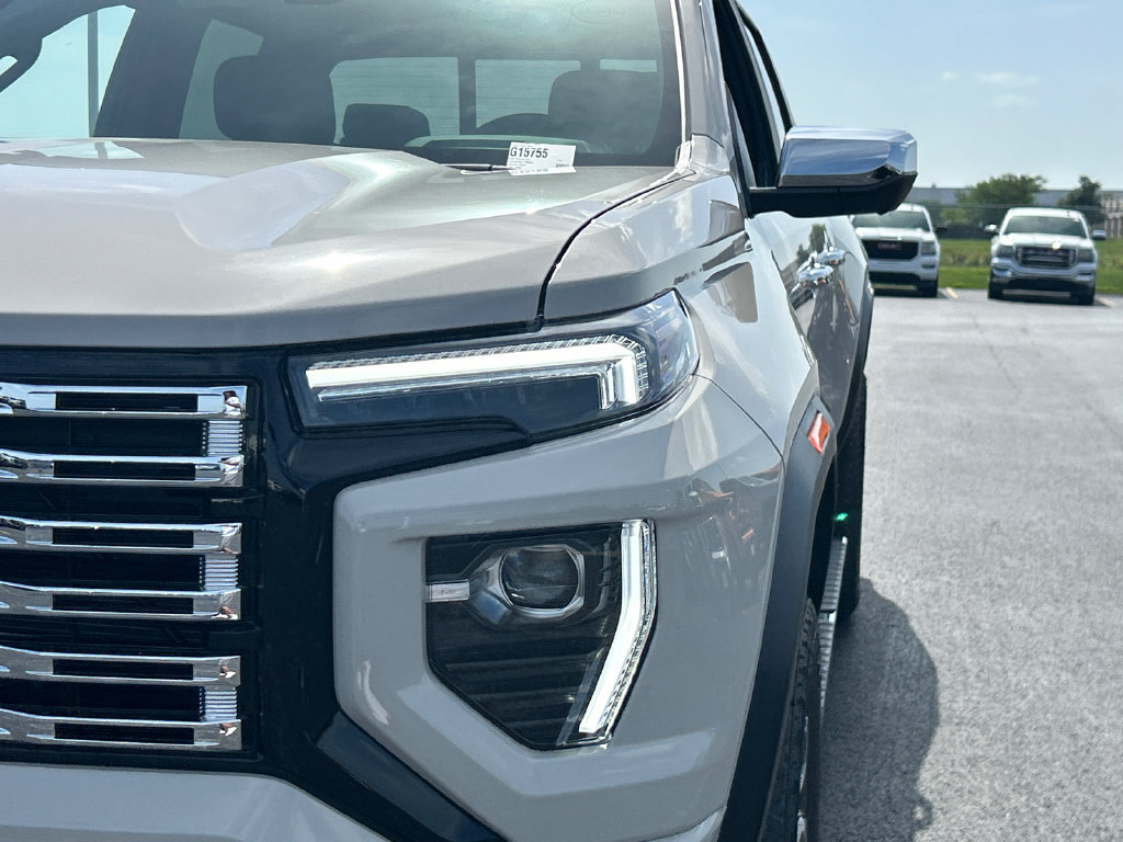New 2026 GMC Canyon Denali AWD/4WD image 12