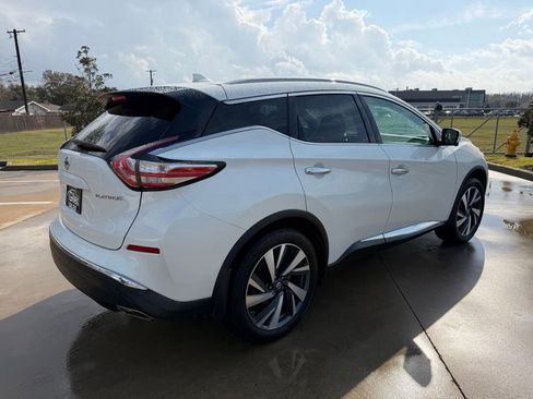 Used 2018 Nissan Murano Platinum image 5