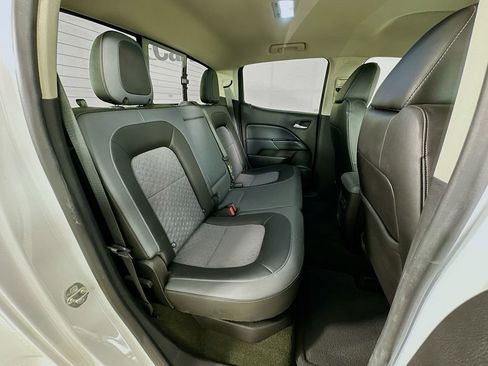 Used 2017 Chevrolet Colorado Z71 RWD image 33