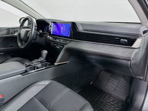 Certified 2025 Toyota Camry XLE AWD/4WD image 29