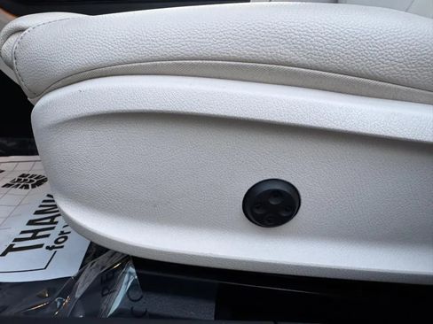 Used 2021 Mercedes-Benz A 220 4MATIC image 5