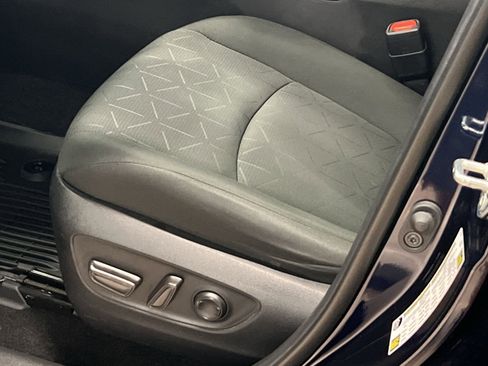 Used 2024 Toyota RAV4 XLE w/ Convenience Package image 13