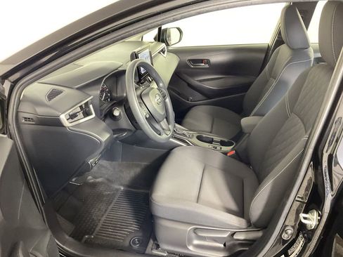 Used 2023 Toyota Corolla LE w/ LE Convenience Package image 17