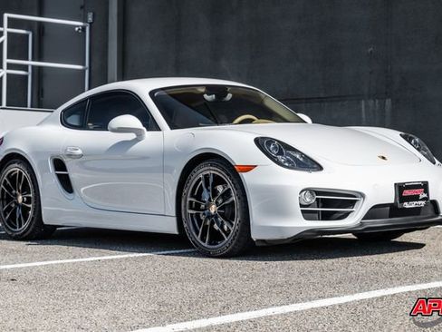 Used 2014 Porsche Cayman image 7