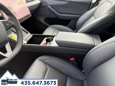 Used 2026 Tesla Model Y AWD image 23