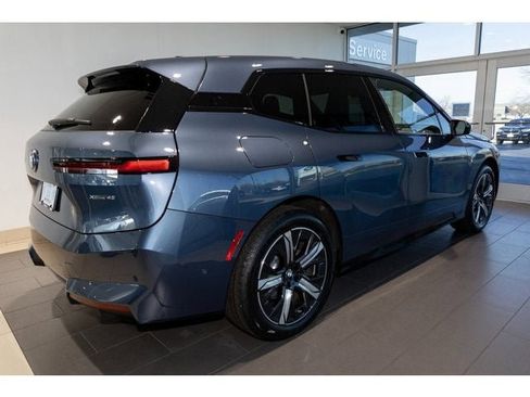 New 2026 BMW iX xDrive45 w/ Premium Package image 45