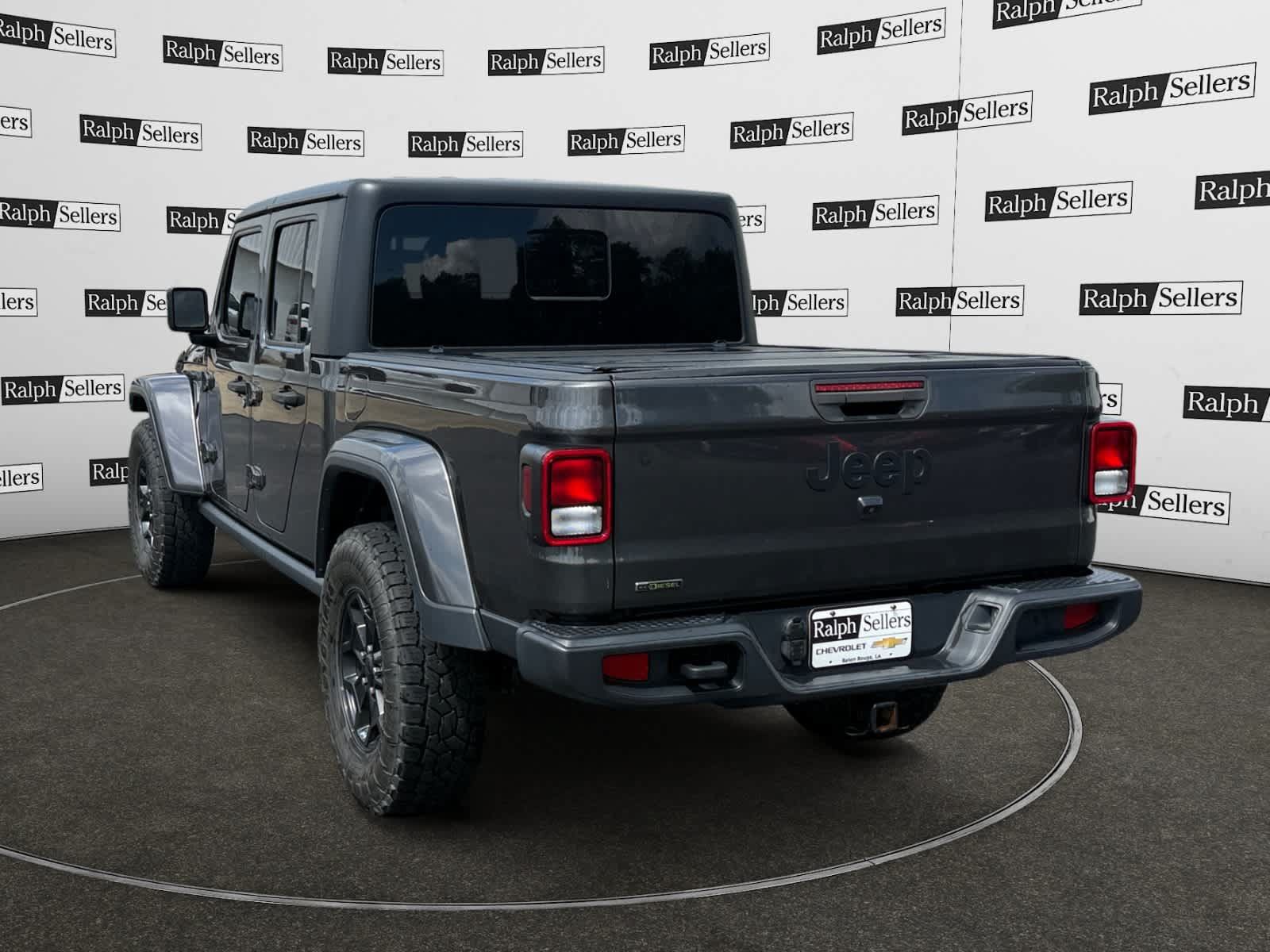 Used 2021 Jeep Gladiator Sport AWD/4WD image 4