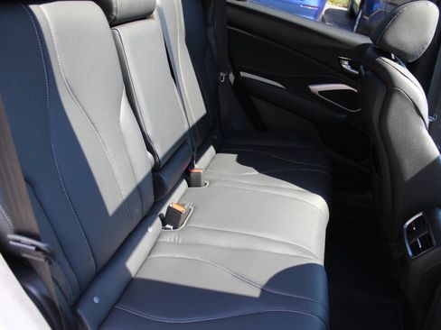 Used 2025 Acura RDX SH-AWD image 19