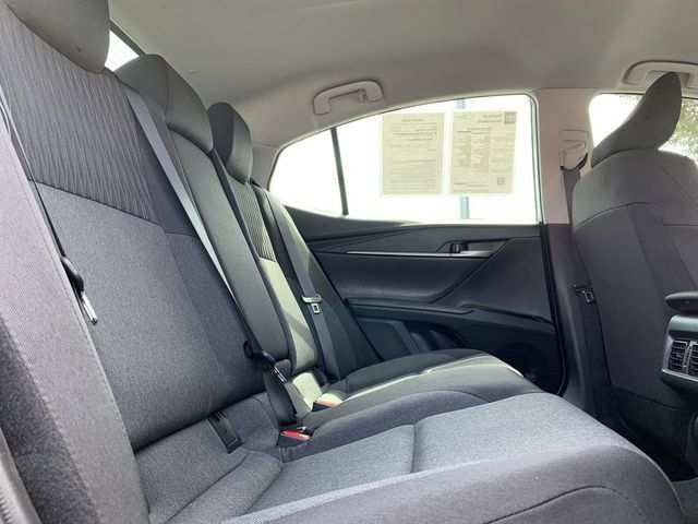 Used 2025 Toyota Camry LE FWD image 34