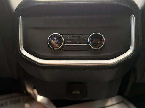 Used 2025 Ford Expedition Max Active image 30