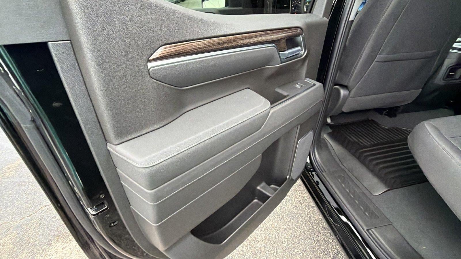 New 2026 Chevrolet Silverado 1500 RST w/ Convenience Package II AWD/4WD image 18