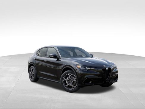 New 2026 Alfa Romeo Stelvio Sprint w/ Convenience Package AWD/4WD image 5