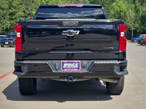 Used 2024 Chevrolet Silverado 1500 Custom w/ Turbomax Blackout Package RWD image 7