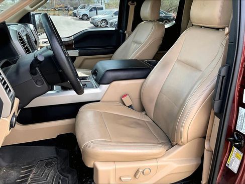 Used 2016 Ford F150 Lariat w/ Equipment Group 502A Luxury image 8