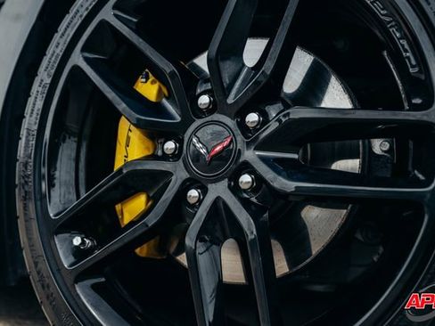 Used 2016 Chevrolet Corvette Stingray Coupe w/ 2LT Preferred Equipment Group image 6