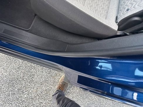 Used 2022 Chevrolet Equinox LT image 32