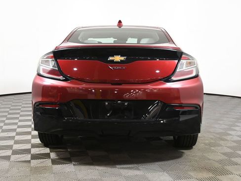 Used 2017 Chevrolet Volt LT w/ Comfort Package FWD image 10