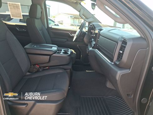 Certified 2025 Chevrolet Silverado 1500 LT AWD/4WD image 21