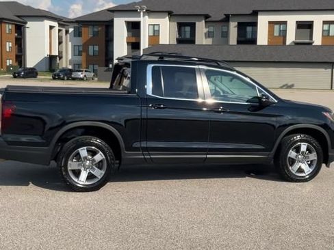 Used 2025 Honda Ridgeline RTL image 9