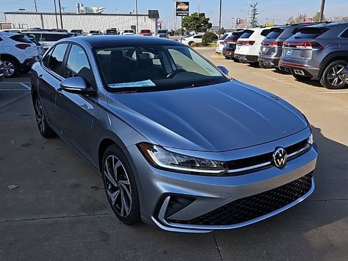 New 2026 Volkswagen Jetta SEL image 3