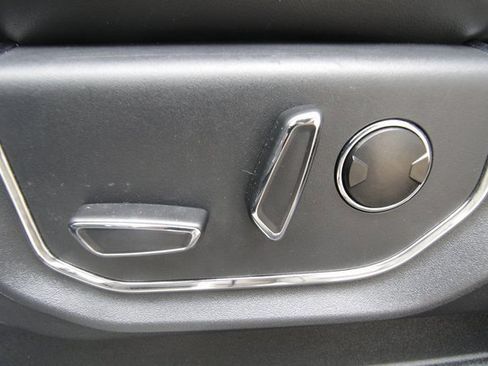 Used 2023 Ford Expedition Max Platinum image 21