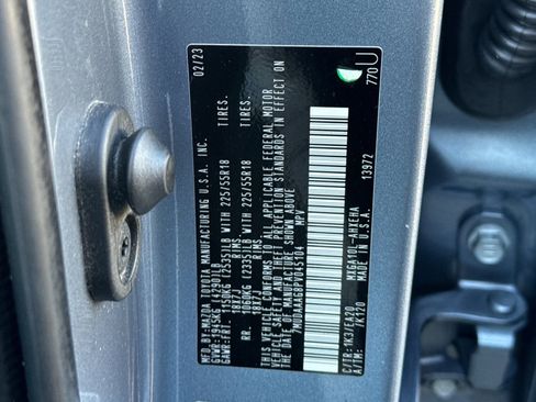 Used 2023 Toyota Corolla Cross XLE image 28