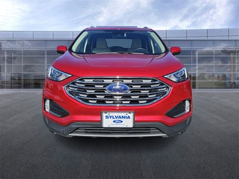 Used 2022 Ford Edge SEL w/ Convenience Package image 2