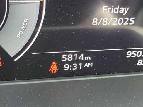 Used 2024 Audi Q5 e Premium Plus w/ Premium Plus Package image 10