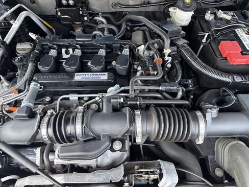 Used 2018 Honda Accord Sport image 31