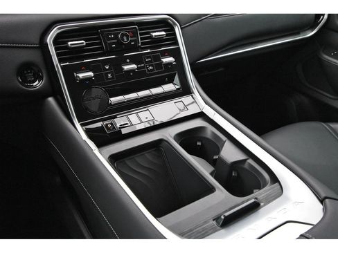 Certified 2026 Nissan Armada SV RWD image 27