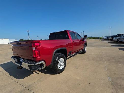 Used 2020 Chevrolet Silverado 2500 LT w/ Texas Edition AWD/4WD image 6