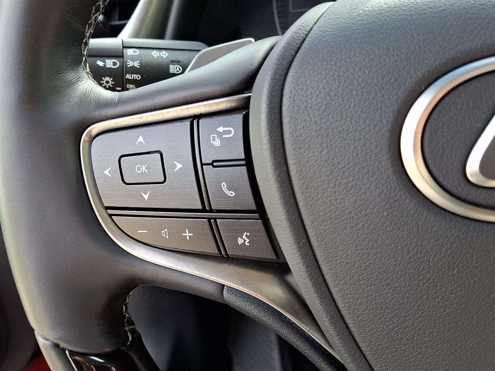 Used 2019 Lexus ES 350 FWD image 23
