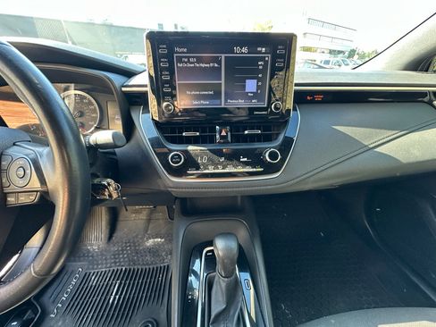 Used 2021 Toyota Corolla SE image 16