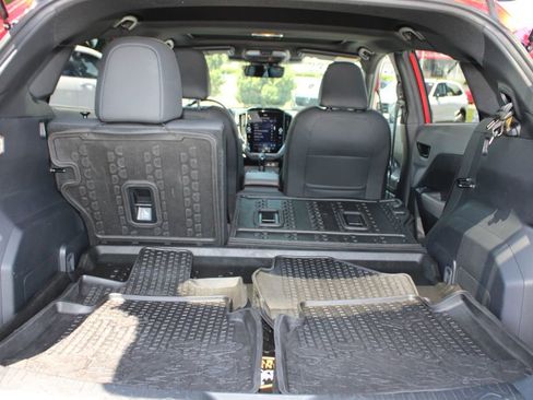 Used 2024 Subaru Crosstrek 2.5i Wilderness w/ Crosstrek Mirror Package AWD/4WD image 15