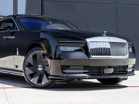 New 2025 Rolls-Royce Spectre image 8