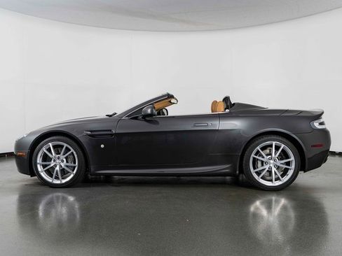 Used 2010 Aston Martin V8 Vantage Roadster image 5