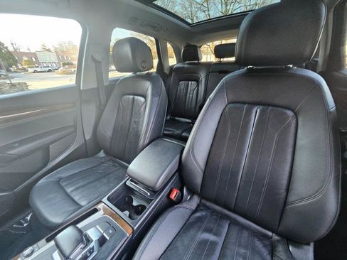 Used 2018 Audi Q5 2.0T Premium Plus w/ Premium Plus Package image 43