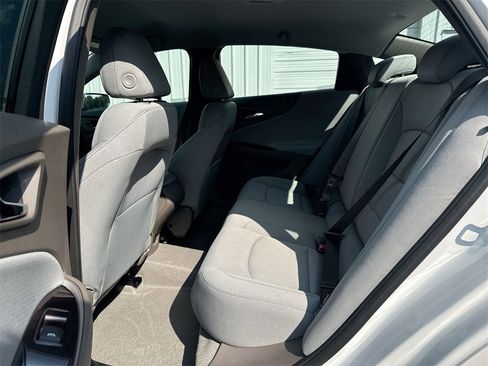 Used 2024 Chevrolet Malibu LS image 28